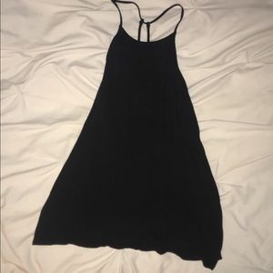 Open back bow-tie tank top